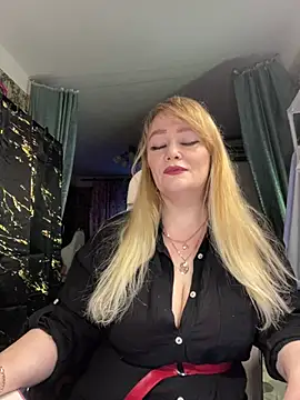Snapshot of Sweet-blonde chatting on 03-10-26, 09:53 Sweet-blonde online show from 03-10-26, 09:53