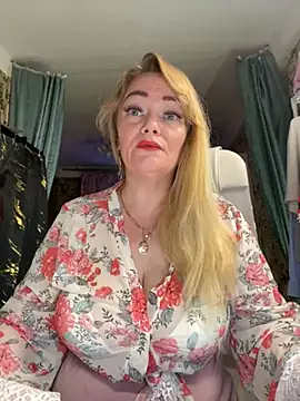 Sweet-blonde online show from 07-09-26, 10:03