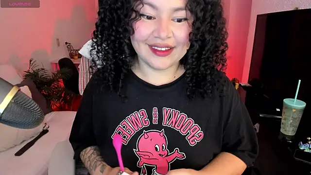 Snapshot of Chubby_Licius chatting on 09-30-25, 01:10 Chubby Licius online show from 09-30-25, 01:10