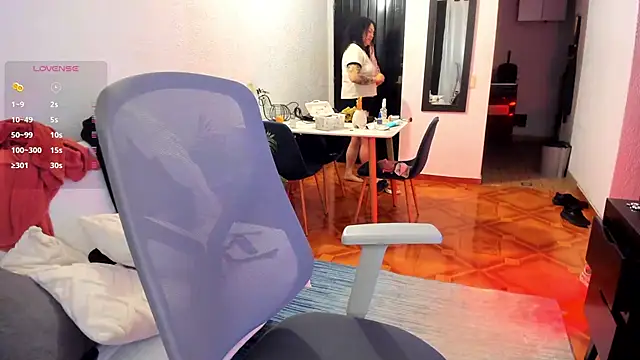 Snapshot of Chubby_Licius chatting on 10-05-25, 12:53 Chubby Licius online show from 10-05-25, 12:53