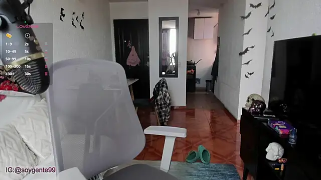 Snapshot of Chubby_Licius chatting on 11-05-25, 03:23 Chubby Licius online show from 11-05-25, 03:23