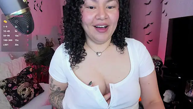 Snapshot of Chubby_Licius chatting on 11-08-25, 02:23 Chubby Licius online show from 11-08-25, 02:23