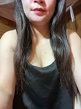 violet-00 online show from 05-15-26, 11:23
