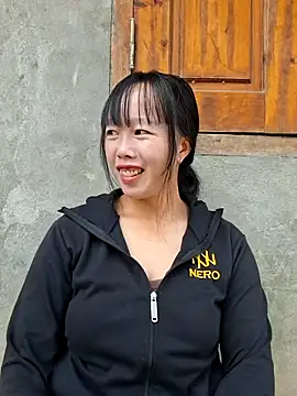 helenzz online show from 10-11-25, 01:05