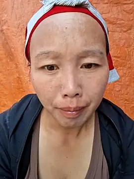 helenzz online show from 10-12-25, 08:24