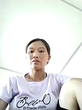 Snapshot of abigail-00 chatting on 09-23-25, 09:45 abigail-00 online show from 09-23-25, 09:45