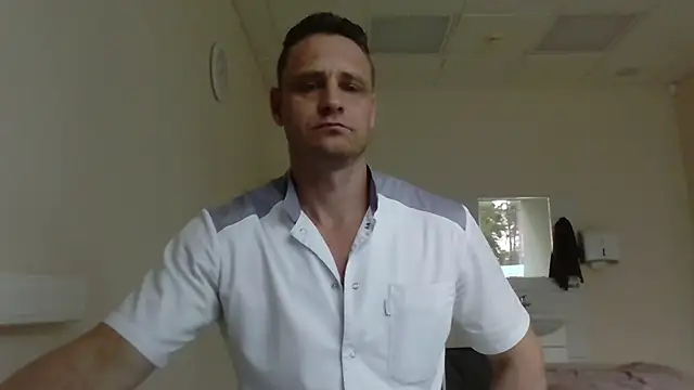 Snapshot of Freeze_Fire chatting on 10-26-25, 10:32 Freeze Fire online show from 10-26-25, 10:32