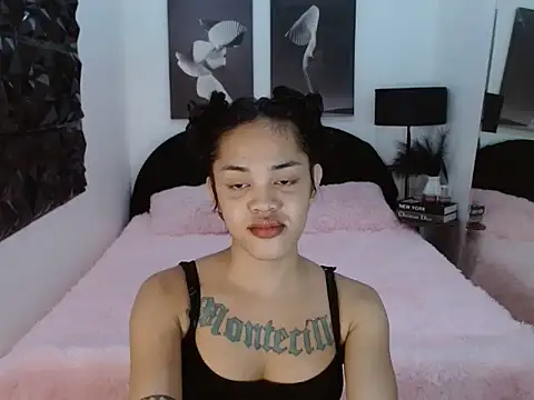 Yuriidelaveigne online show from 11-09-25, 08:34