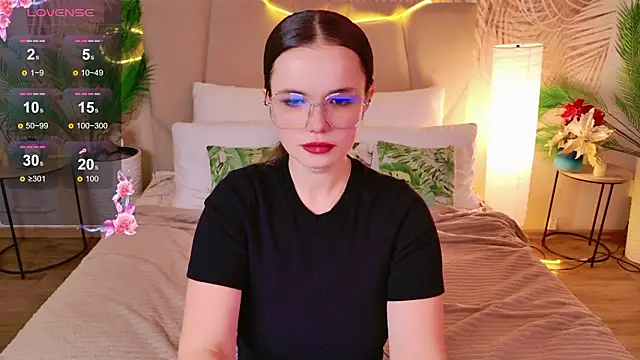 KellyHayden online show from 02-02-26, 05:22