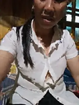 Snapshot of vtmbae chatting on 06-19-26, 10:41 vtmbae online show from 06-19-26, 10:41