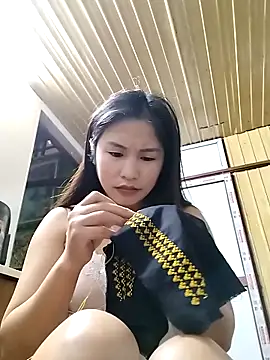 Mai4568 online show from 10-30-25, 09:44