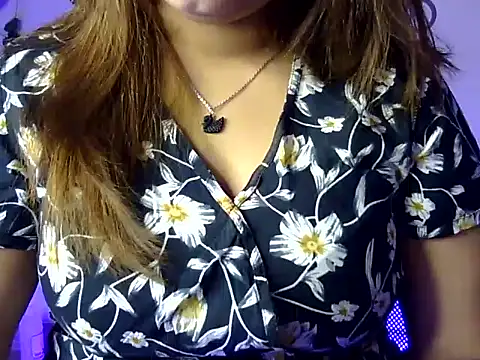 Aaliya02 online show from 02-19-26, 03:57