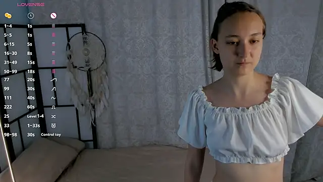 Snapshot of LasonyaTarbor chatting on 10-25-25, 08:33 LasonyaTarbor online show from 10-25-25, 08:33