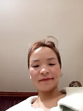    Dorry02    online show from 12-16-25, 03:28