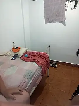 Snapshot of Ladeseosa chatting on 10-01-25, 12:05 Ladeseosa online show from 10-01-25, 12:05