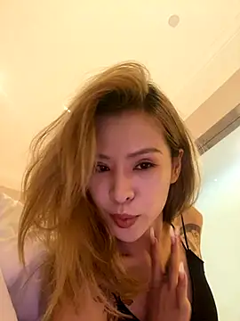 miumiu-66 online show from 10-08-25, 01:53