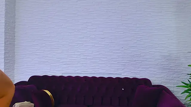 MeganSin  online show from 01-10-26, 05:42