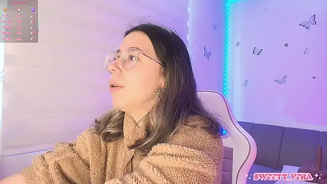 sweettvera online show from 04-17-26, 01:36