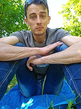 Snapshot of Chrisou73 chatting on 04-26-26, 01:53 Chrisou73 online show from 04-26-26, 01:53