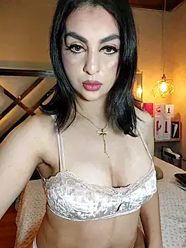 Snapshot of LlianneDiamond1 chatting on 11-30-25, 12:58 LlianneDiamond1 online show from 11-30-25, 12:58