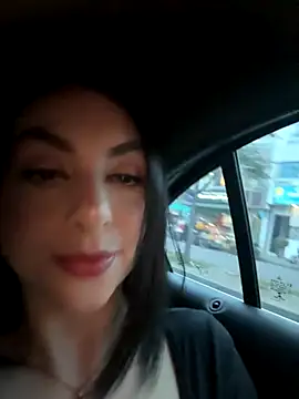 Snapshot of LlianneDiamond1 chatting on 12-03-25, 10:08 LlianneDiamond1 online show from 12-03-25, 10:08