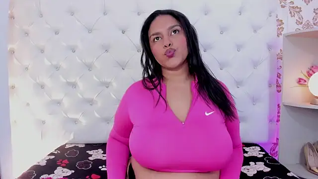 Snapshot of afrodita-Stone chatting on 12-16-25, 02:38 afrodita-Stone online show from 12-16-25, 02:38