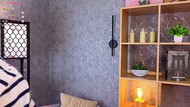 ElenoreReth online show from 10-25-25, 01:46