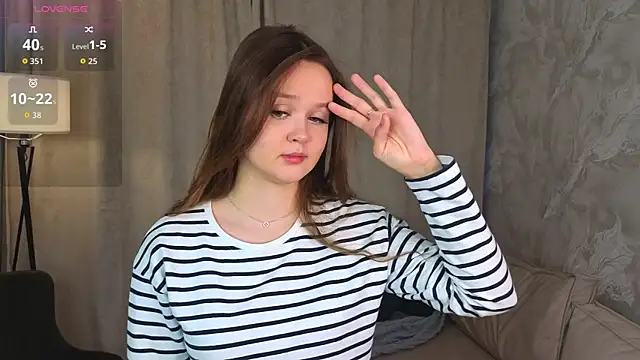 Snapshot of ElenoreReth chatting on 02-26-26, 01:48 ElenoreReth online show from 02-26-26, 01:48