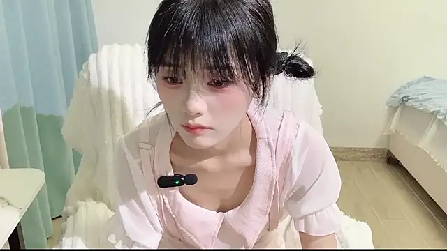 Snapshot of Ximei-O chatting on 04-28-26, 11:15 Ximei-O online show from 04-28-26, 11:15