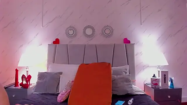 Snapshot of Michell_Monet chatting on 03-02-26, 12:01 Michell Monet online show from 03-02-26, 12:01