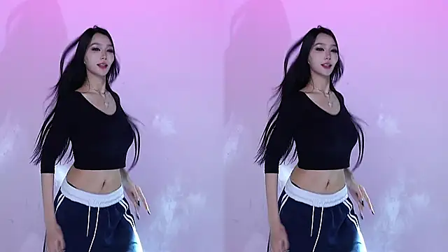 CM---001 online show from 10-19-25, 03:23