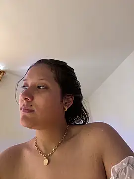 IsabellaJoness  online show from 12-15-25, 08:13