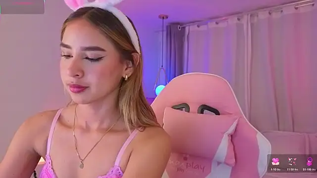 Snapshot of Nallah_ chatting on 11-18-25, 04:06 Nallah online show from 11-18-25, 04:06