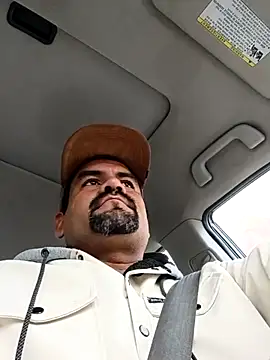 Snapshot of theking1_1 chatting on 12-19-25, 03:52 theking1 1 online show from 12-19-25, 03:52