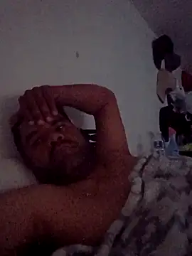 Snapshot of theking1_1 chatting on 04-07-26, 12:11 theking1 1 online show from 04-07-26, 12:11