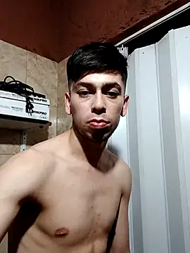 Agusbrown online show from 10-05-25, 09:40