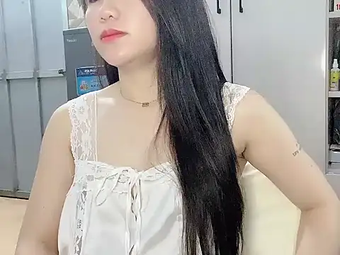 Ara4865 online show from 10-11-25, 02:04
