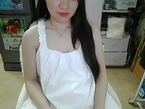 Ara4865 online show from 10-23-25, 05:33