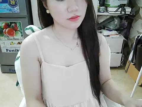 Ara4865 online show from 10-25-25, 04:35