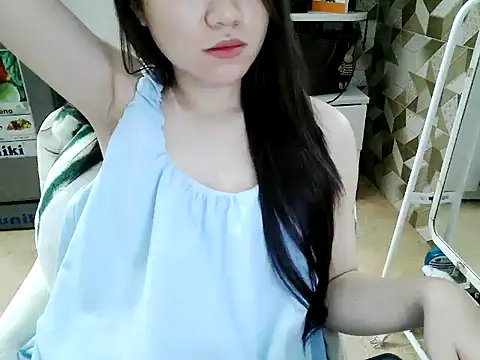 Ara4865 online show from 12-22-25, 04:48