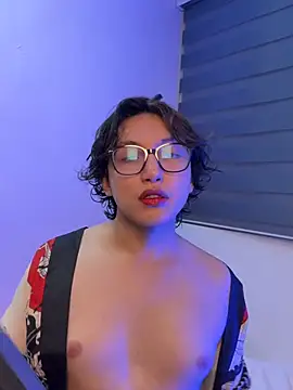 Snapshot of -BlueOpal- chatting on 06-10-26, 11:35 -BlueOpal- online show from 06-10-26, 11:35