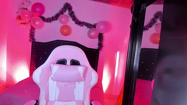 kitty  chs online show from 01-09-26, 11:57