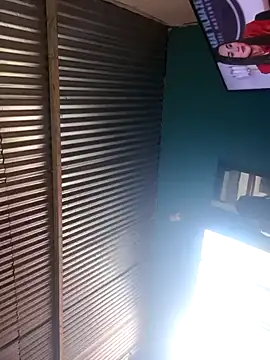 hot-mom22 online show from 09-23-25, 12:19