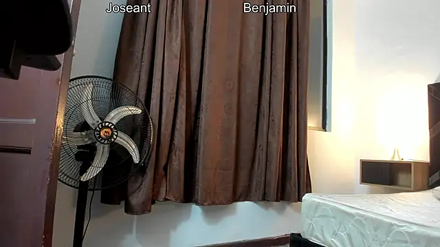 Snapshot of iammariano chatting on 03-25-26, 02:50 iammariano online show from 03-25-26, 02:50