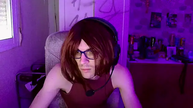 DairaxSissy  online show from 11-11-25, 02:50