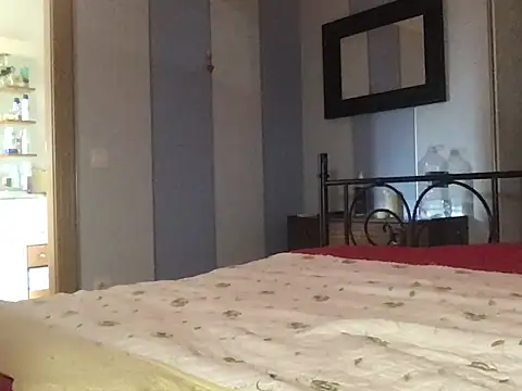 paula19800 online show from 09-29-25, 08:08