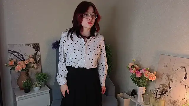 NyamNyamNyammm online show from 09-24-25, 02:31