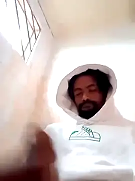 Snapshot of Goofygoody17 chatting on 02-14-26, 10:12 Goofygoody17 online show from 02-14-26, 10:12