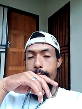 Snapshot of Goofygoody17 chatting on 03-24-26, 08:41 Goofygoody17 online show from 03-24-26, 08:41