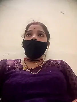 Snapshot of Mahek_love143 chatting on 05-24-26, 02:49 Mahek love143 online show from 05-24-26, 02:49